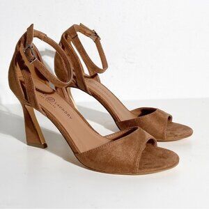New Chinese Laundry Robby Heel Tan Brown size 9.5